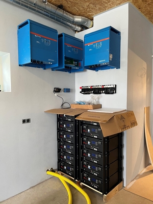 Ηλεκτρική ενέργεια 10 Wh 6000 βαθύ κύκλους 12V 24V 48V 51.2V 10kwh Lifepo4 μπαταρίες