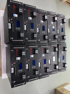 Η μπαταρία βαθύ κύκλο ιόντων λιθίου 48V 100Ah 150Ah 200Ah 250Ah 300Ah για ηλιακό σύστημα